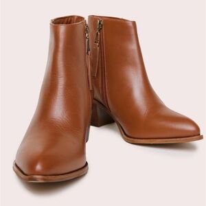 Abel Nikki Napa Leather Boot Sz 9 Lightly Worn